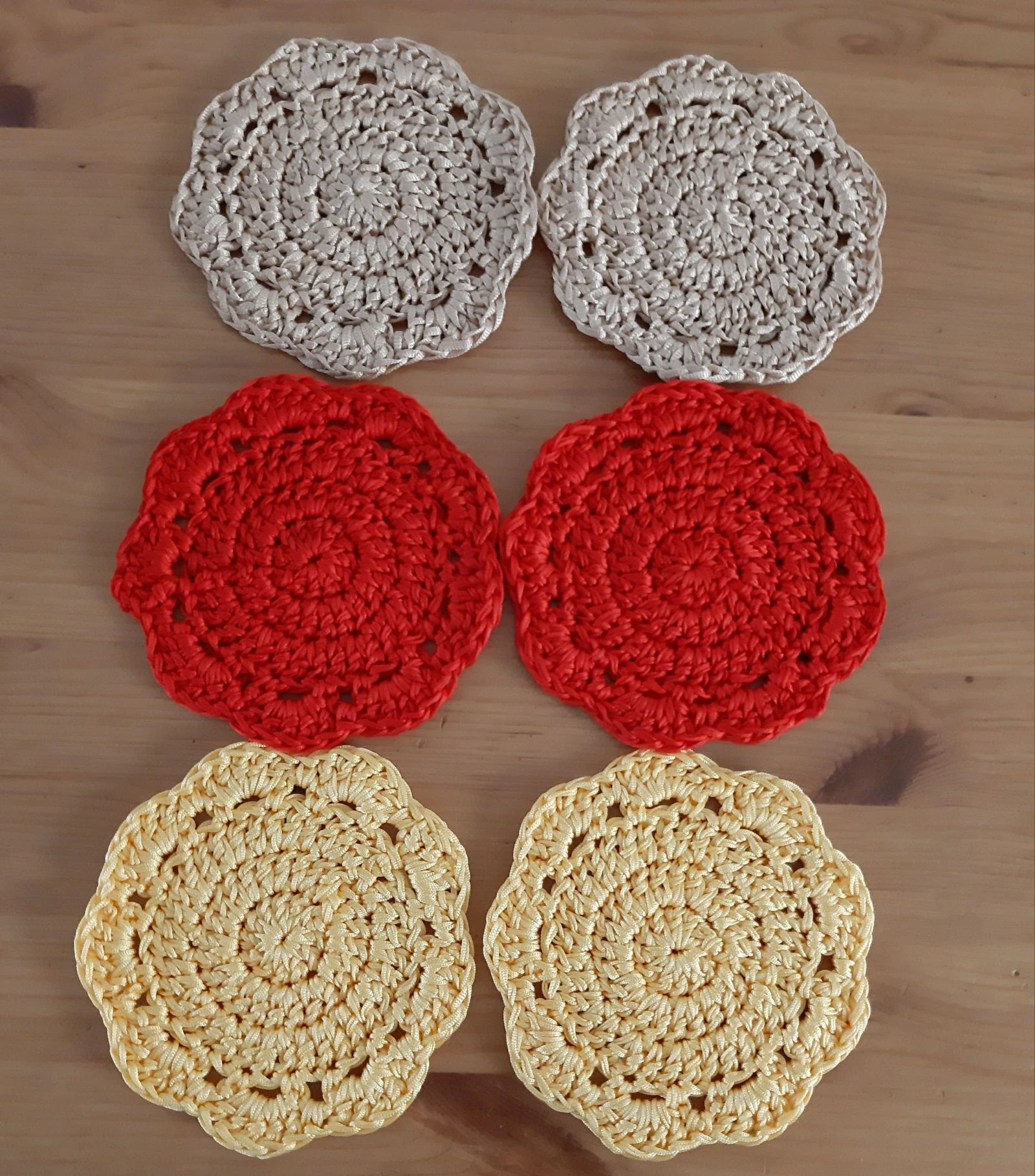 6 sous verres ou tasses au crochet 